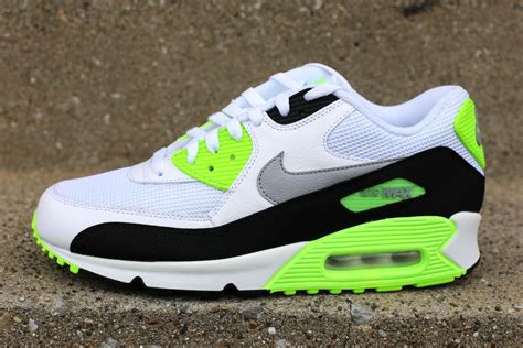 lime green shoes air max